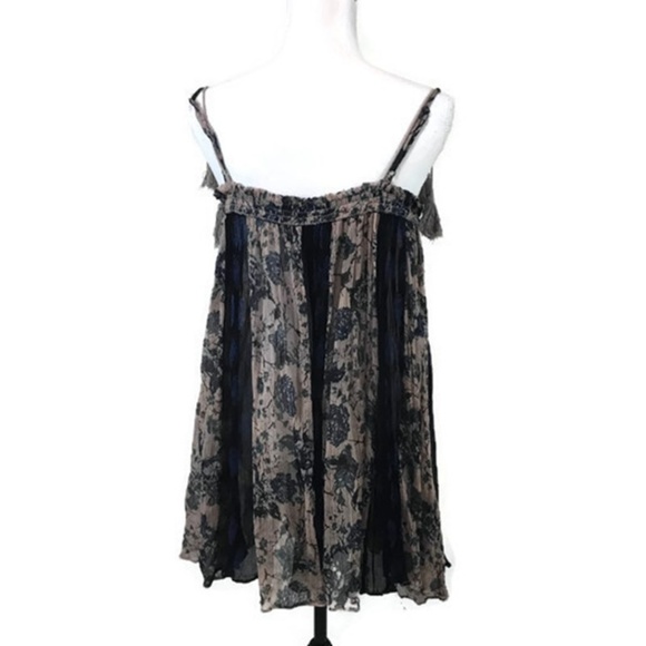 Free People Navy and Beige Floral Tunic - Picture 3 of 4